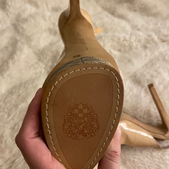 Vince camuto strappy heels - Picture 2 of 3
